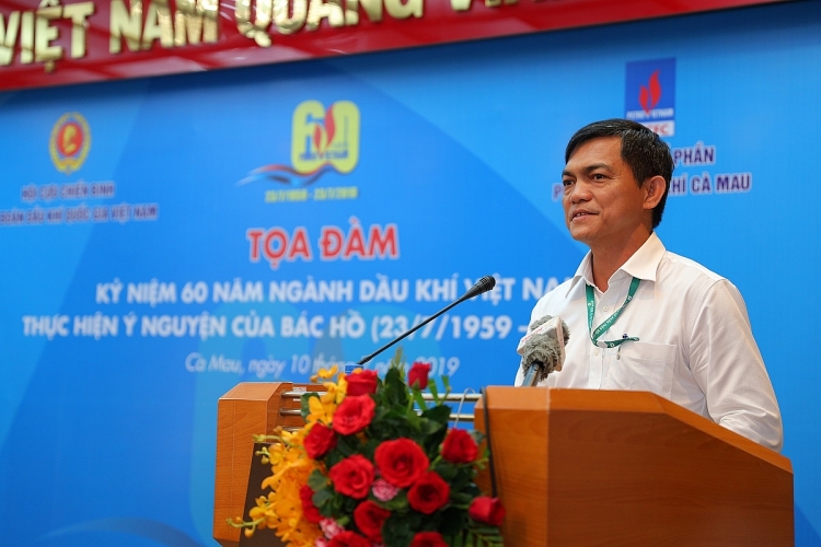 nganh dau khi gop phan thay doi can ban co cau kinh te vung