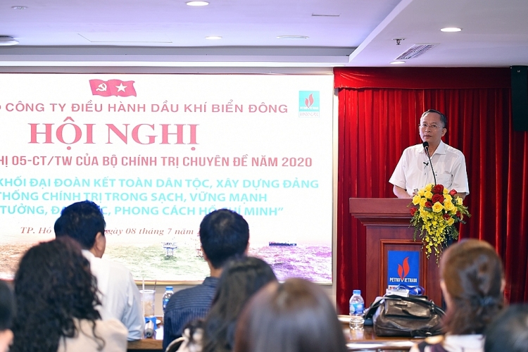 dang bo biendong poc to chuc hoi nghi hoc tap chi thi 05 cttw