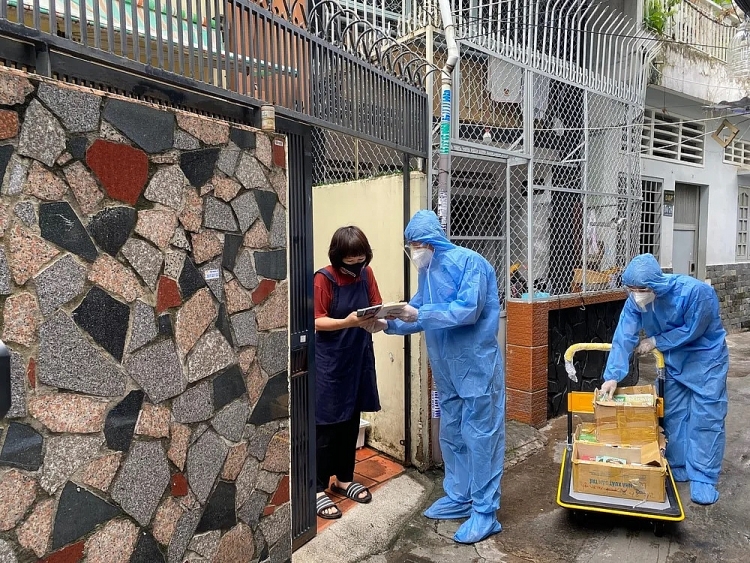 Sách đến tay người dân TP.HCM mùa giãn cách