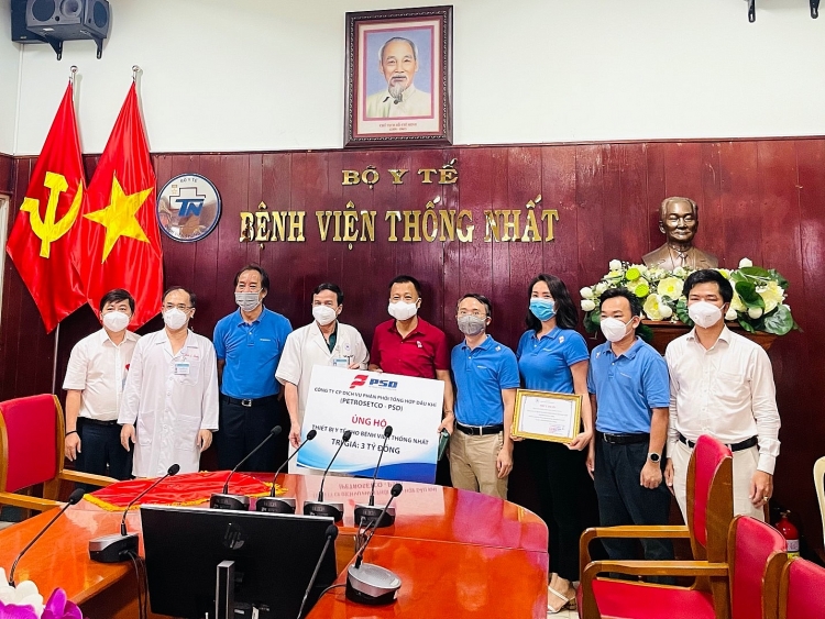 PETROSETCO – PSD ủng hộ trang thiết bị y tế cho Bệnh viện Thống Nhất
