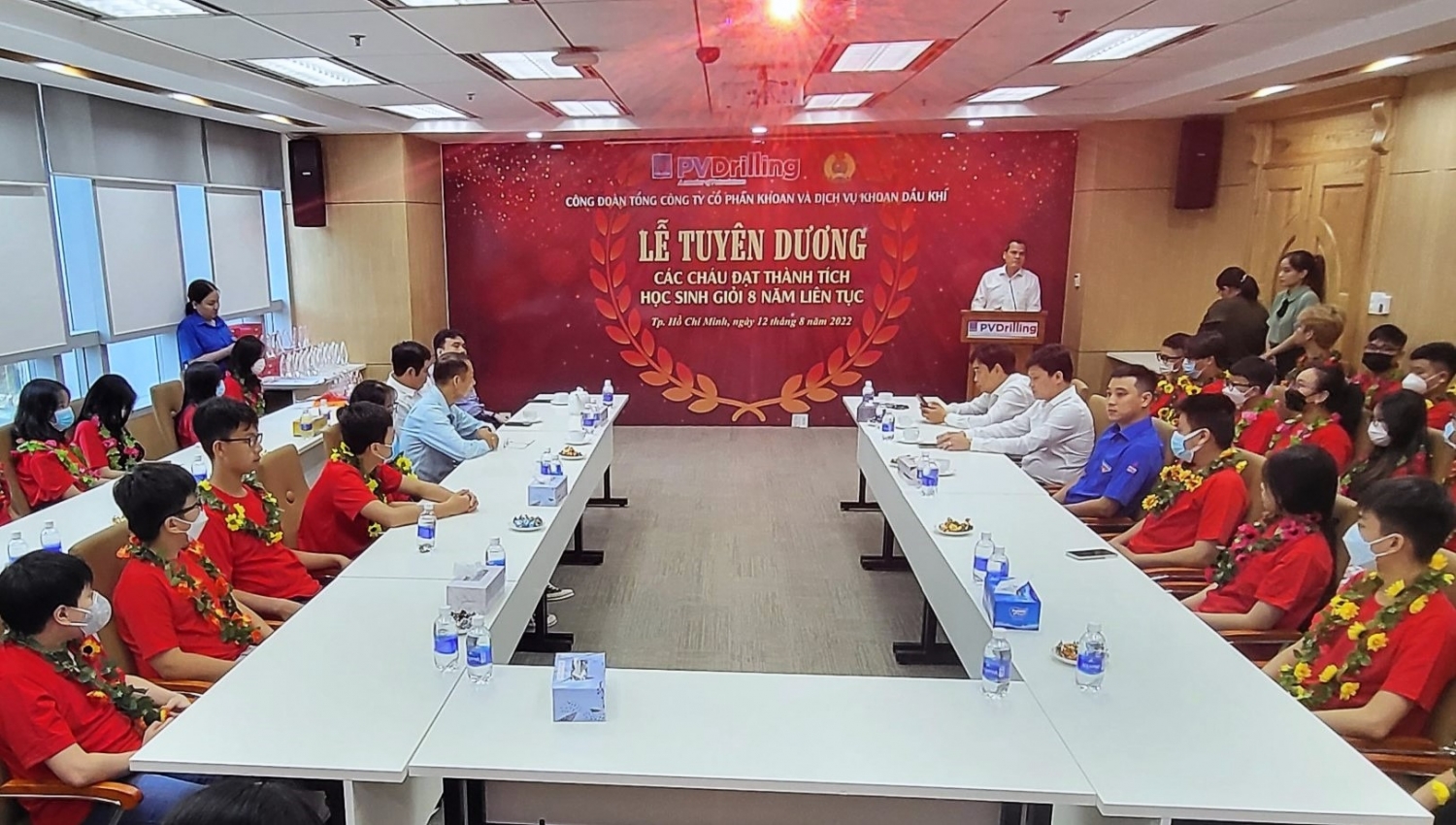 PV Drilling tuyên dương con em CBCNV có thành tích học tập xuất sắc năm học 2021-20122