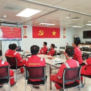 Chi bộ 2 Đảng bộ BIENDONG POC sinh hoạt chuyên đề “Cách mạng Tháng 8 và ý nghĩa lịch sử”
