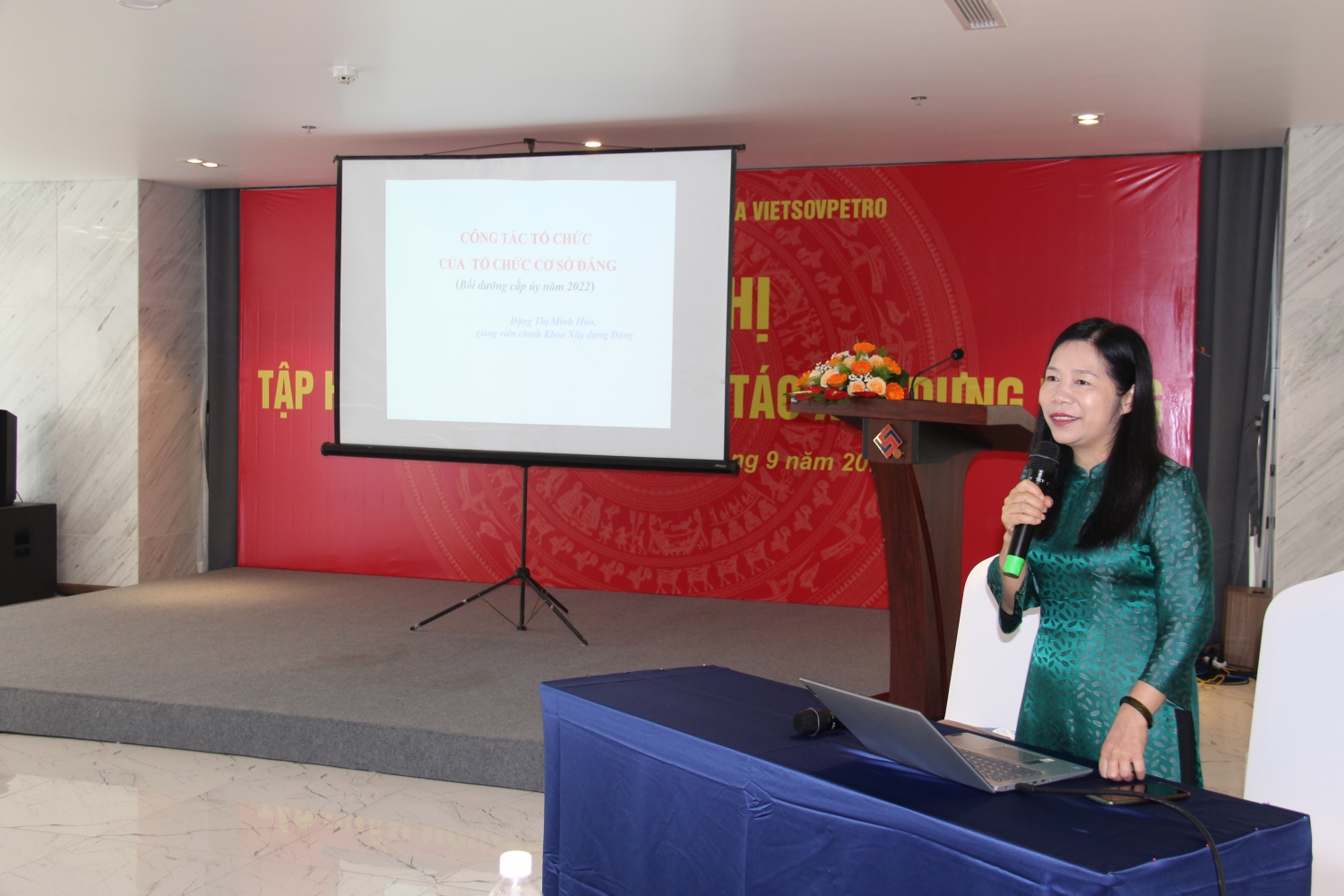 Đảng ủy Vietsovpetro tổ chức tập huấn nghiệp vụ công tác xây dựng Đảng năm 2022