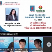 Phân Bón Cà Mau trao học bổng cho sinh viên Đại học Dầu khí