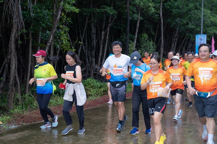 Người PVCFC vượt qua giới hạn cùng Giải Đất Mũi Marathon Cà Mau 2022