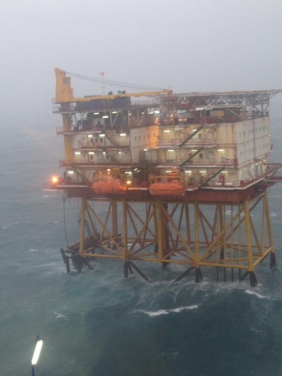 ung pho voi bao so 9 hoat dong san xuat kinh doanh cua vietsovpetro van dien ra binh thuong