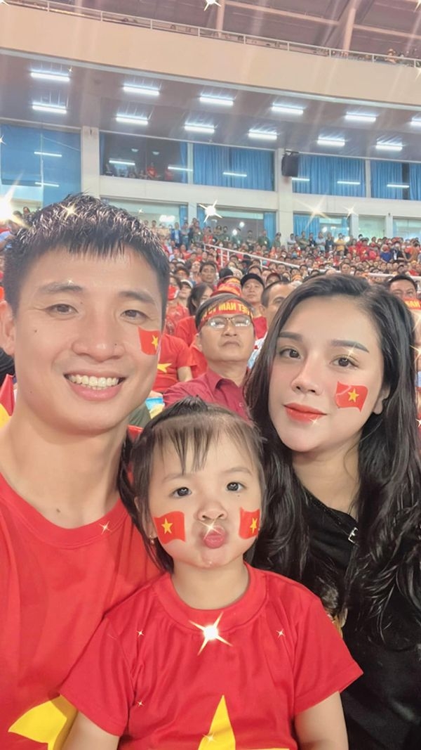 Sao Việt hôm nay 23/5: Dàn sao Việt hào hứng khoe ảnh muôn vàn kiểu Sao Việt hôm nay 23/5: Dàn sao Việt hào hứng khoe ảnh muôn vàn kiểu
