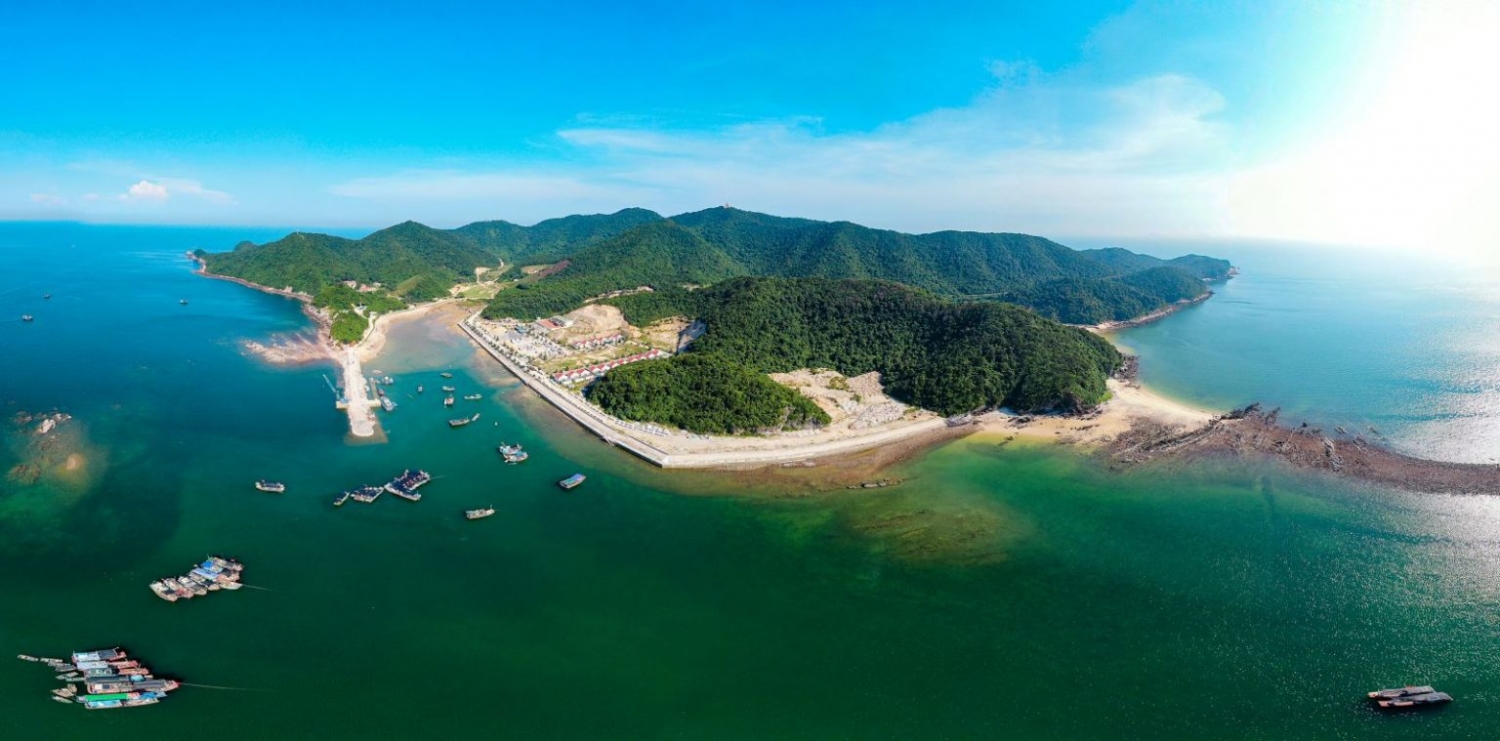 Những bãi biển đẹp tựa thiên đường không thể bỏ qua tại Cô Tô Những bãi biển đẹp tựa thiên đường không thể bỏ qua tại Cô Tô