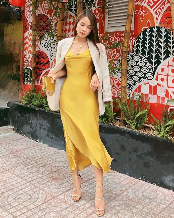 Tin hot giải trí ngày 8/8: Dàn mỹ nhân Việt diện blazer với nhiều phong cách Tin hot giải trí ngày 8/8: Dàn mỹ nhân Việt diện blazer với nhiều phong cách