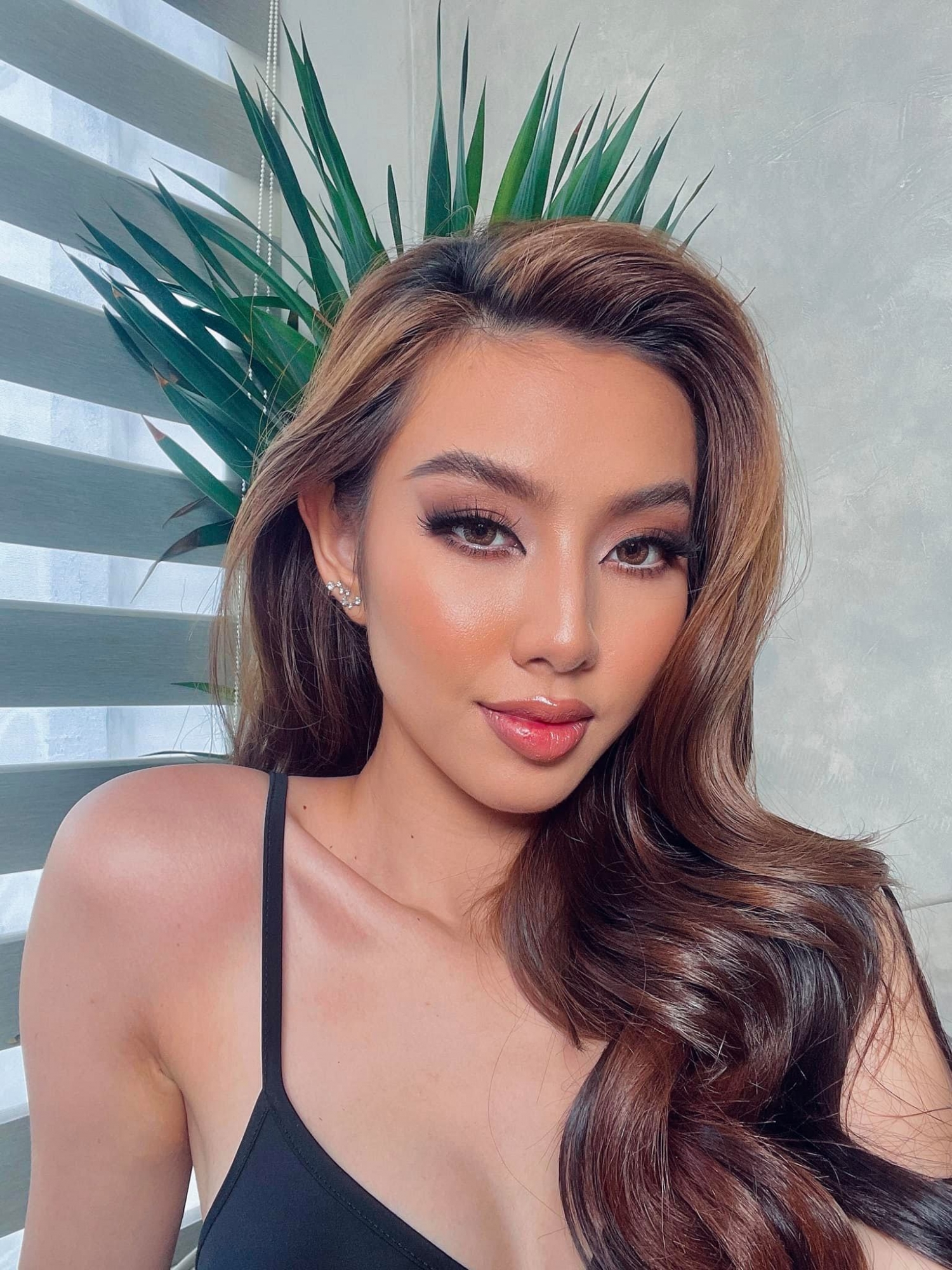 Tin hot giải trí ngày 26/8: Thúy Ngân tích cực khoe hình selfie tại Hàn Quốc Tin hot giải trí ngày 26/8: Thúy Ngân tích cực khoe hình selfie tại Hàn Quốc