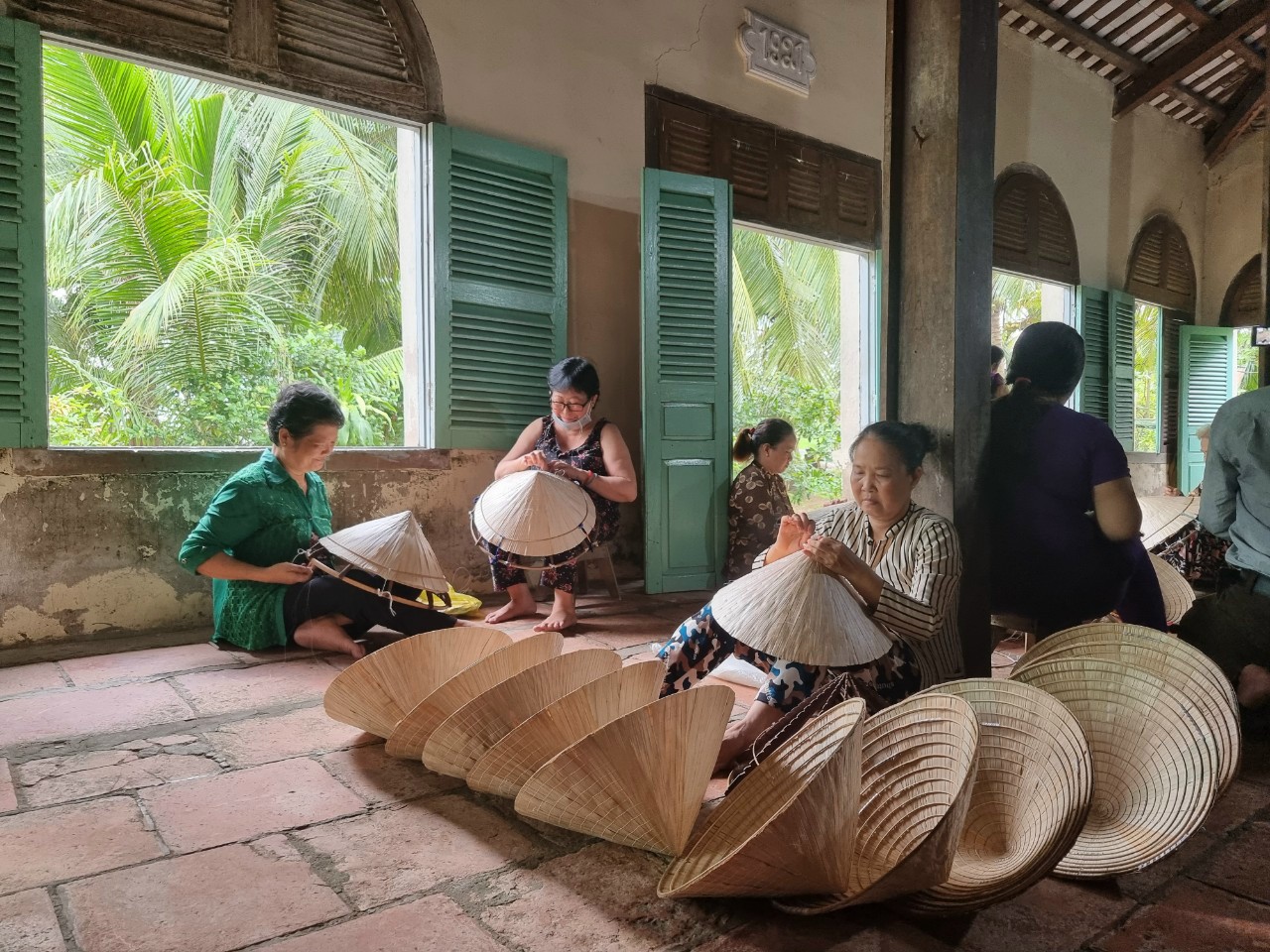 Trải nghiệm thú vị các điểm du lịch dọc sông Long Hồ, Vĩnh Long Trải nghiệm thú vị các điểm du lịch dọc sông Long Hồ, Vĩnh Long