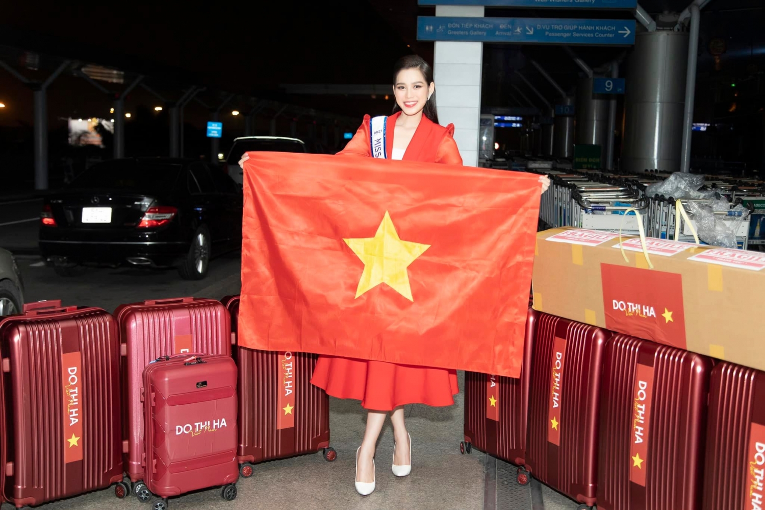 Sao Việt ngày 17/12: Tình trạng hiện tại của Đỗ Thị Hà sau khi tiếp xúc với 4 thí sinh F0 tại Miss World Sao Việt ngày 17/12: Tình trạng hiện tại của Đỗ Thị Hà sau khi tiếp xúc với 4 thí sinh F0 tại Miss World