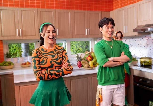 Sao Việt ngày 20/12: Việt Hương giành giải thưởng Nữ diễn viên Truyền hình xuất sắc nhất Sao Việt ngày 20/12: Việt Hương giành giải thưởng Nữ diễn viên Truyền hình xuất sắc nhất