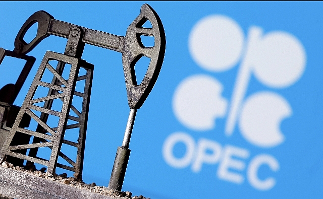 OPEC+ sẽ không để Iran tự do tăng sản lượng dầu