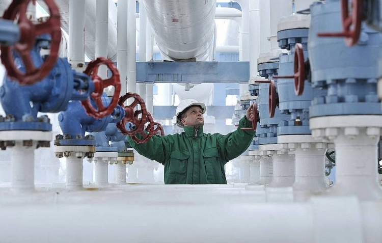 Không nhượng bộ trước áp lực từ EU, Hungary xem xét thanh toán khí đốt bằng đồng rúp cho Nga