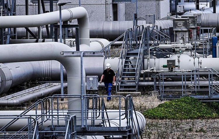 Nguồn cung khí đốt qua Nord Stream 1 sẽ giảm một nửa nếu tuabin không được trả lại Nga