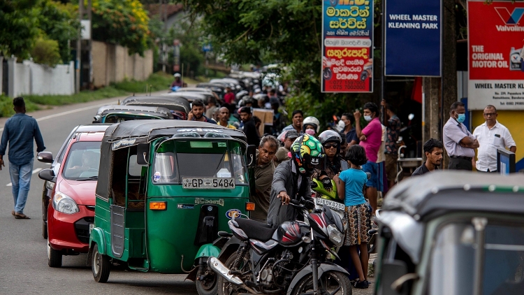 Công ty Ấn Độ sẽ mở 50 trạm xăng dầu ở Sri Lanka Công ty Ấn Độ sẽ mở 50 trạm xăng dầu ở Sri Lanka