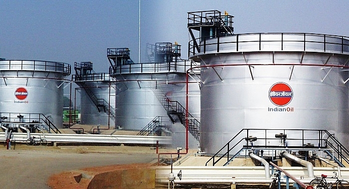 Ấn Độ: Các nhà máy lọc dầu thuộc nhà nước cân nhắc ngừng nhập khẩu dầu thô của Nga Ấn Độ: Các nhà máy lọc dầu thuộc nhà nước cân nhắc ngừng nhập khẩu dầu thô của Nga