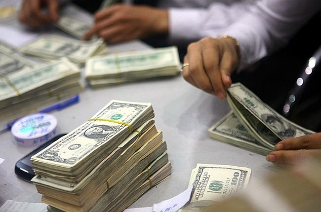 Tỷ giá ngoại tệ hôm nay ngày 19/12: USD tiếp tục tăng giá