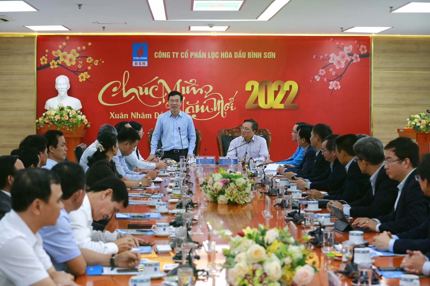 Đồng chí Võ Văn Thưởng thăm và làm việc tại NMLD Dung Quất