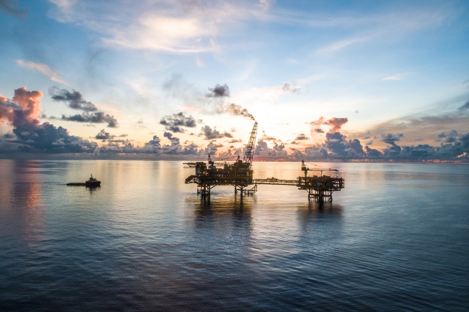 Tổng Giám đốc Petrovietnam Lê Mạnh Hùng làm việc trực tuyến với BIENDONG POC