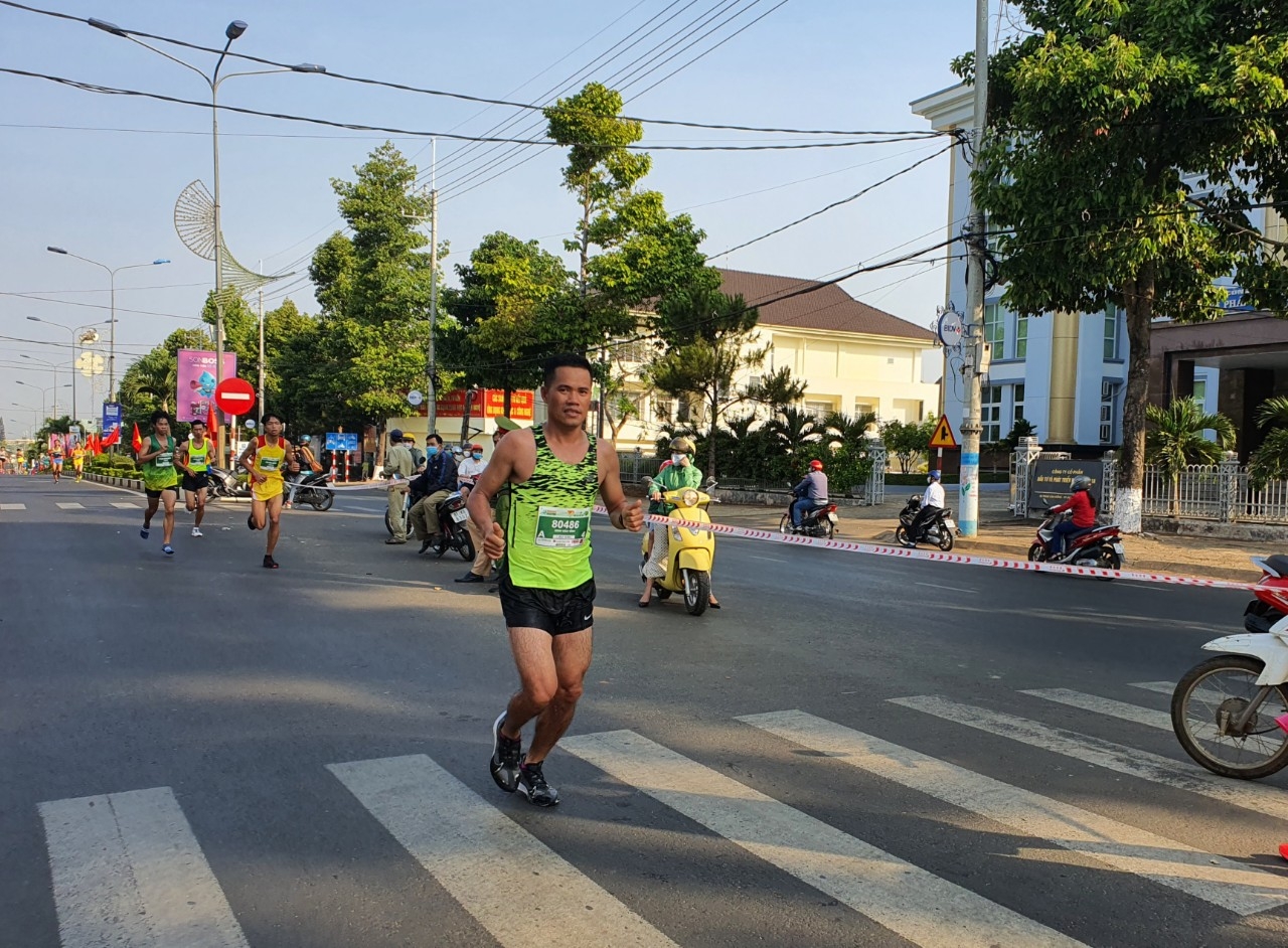 Tất cả VĐV BSR đều hoàn thành đường chạy đăng ký tại Tiền Phong Marathon 2021