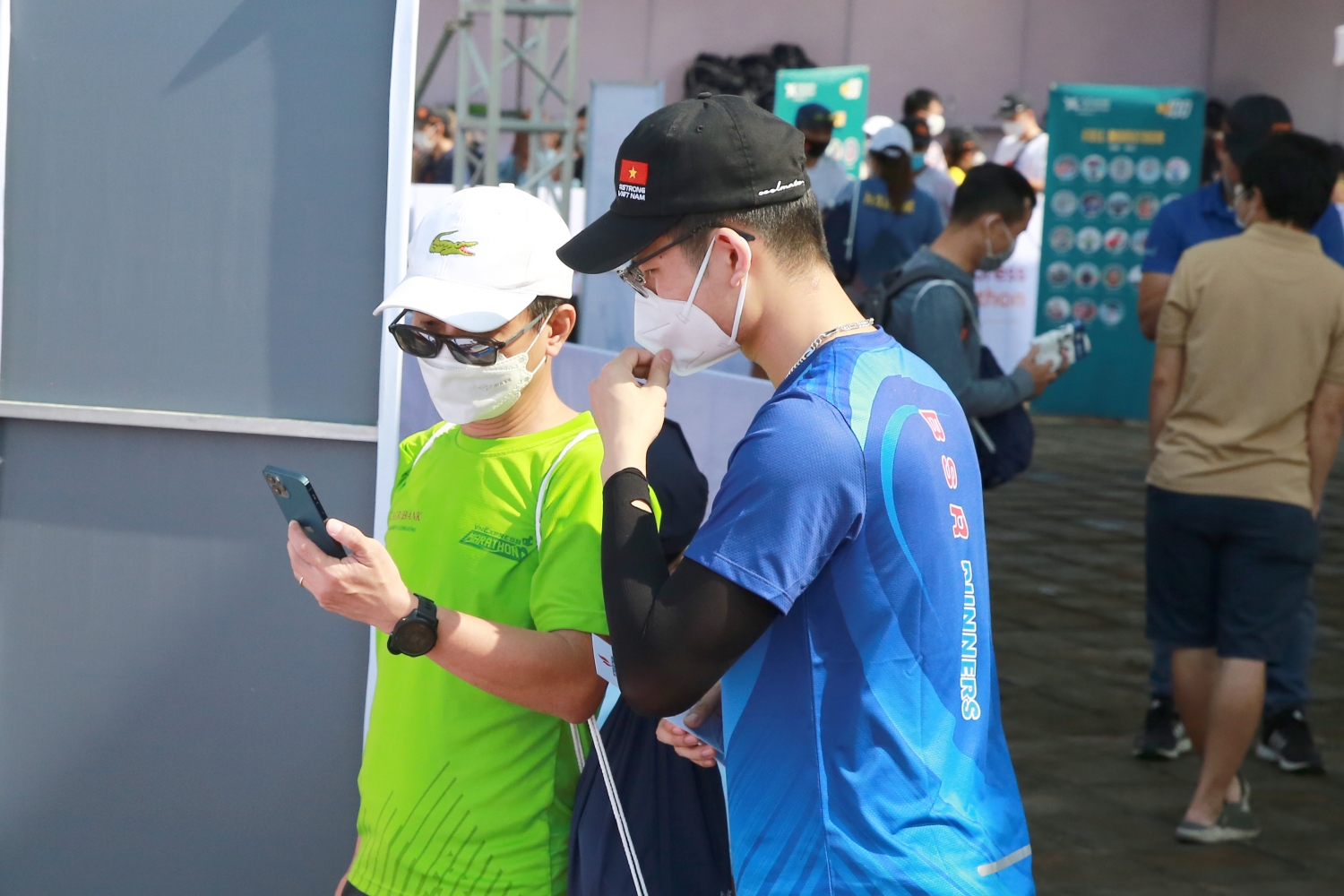 BSR tặng 2.000 phiếu xăng cho runner tham gia VnExpress Marathon Huế 2022
