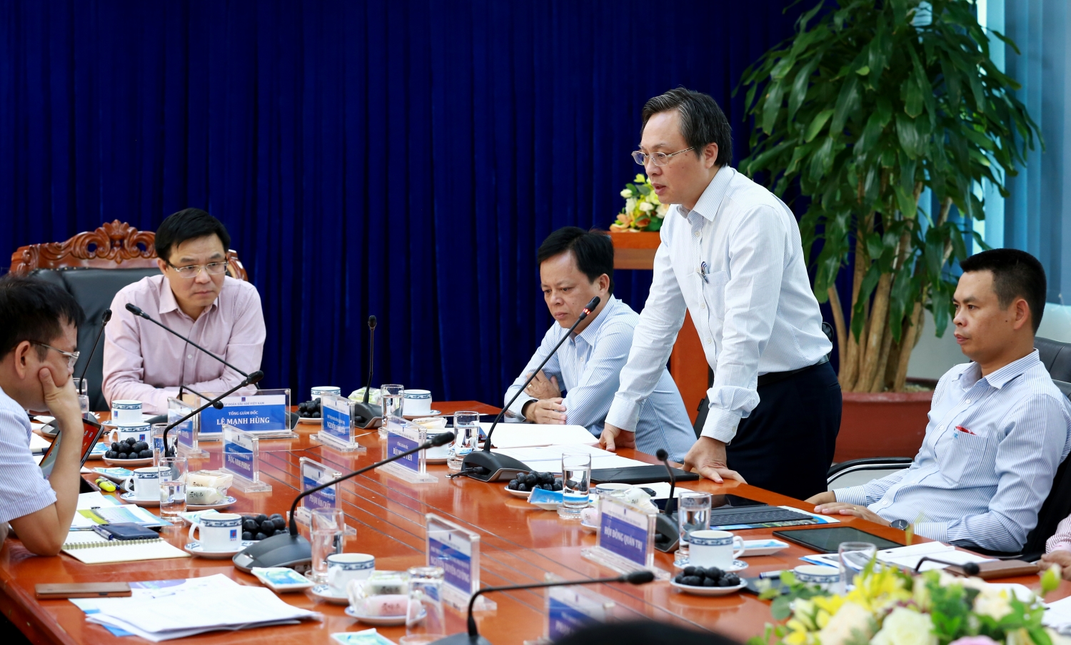 tong giam doc pvn le manh hung bsr da trien khai nhung bien phap vuot kho trong tac dong kep rat tot