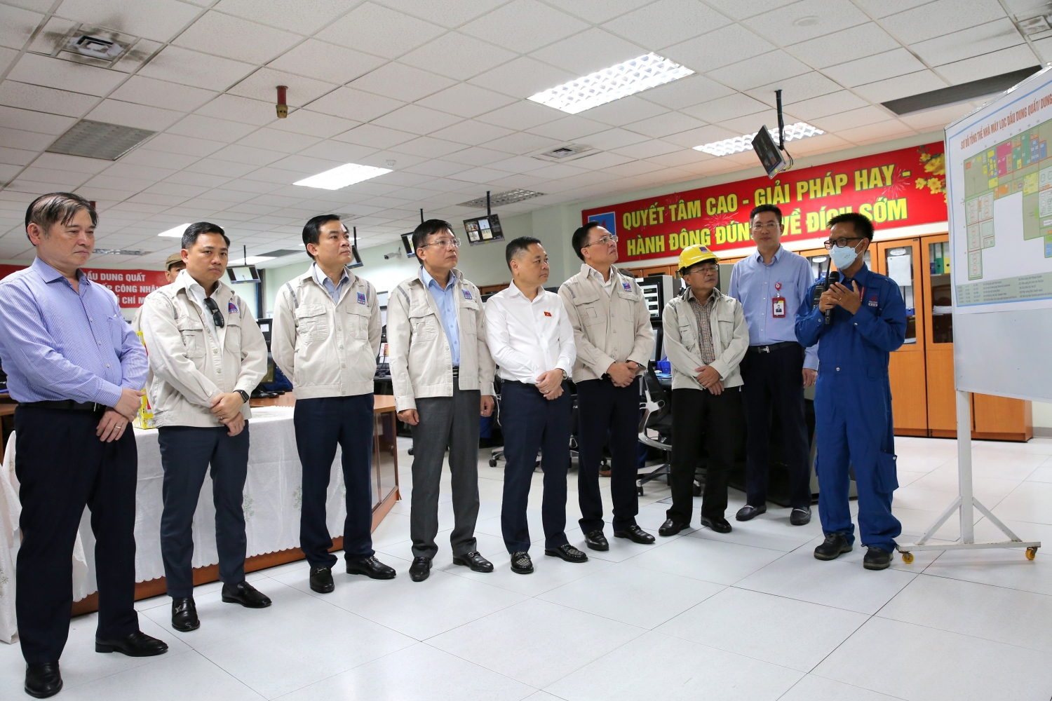 BSR: Nộp ngân sách nhà nước cao nhờ crack margin tốt và quản trị biến động hiệu quả