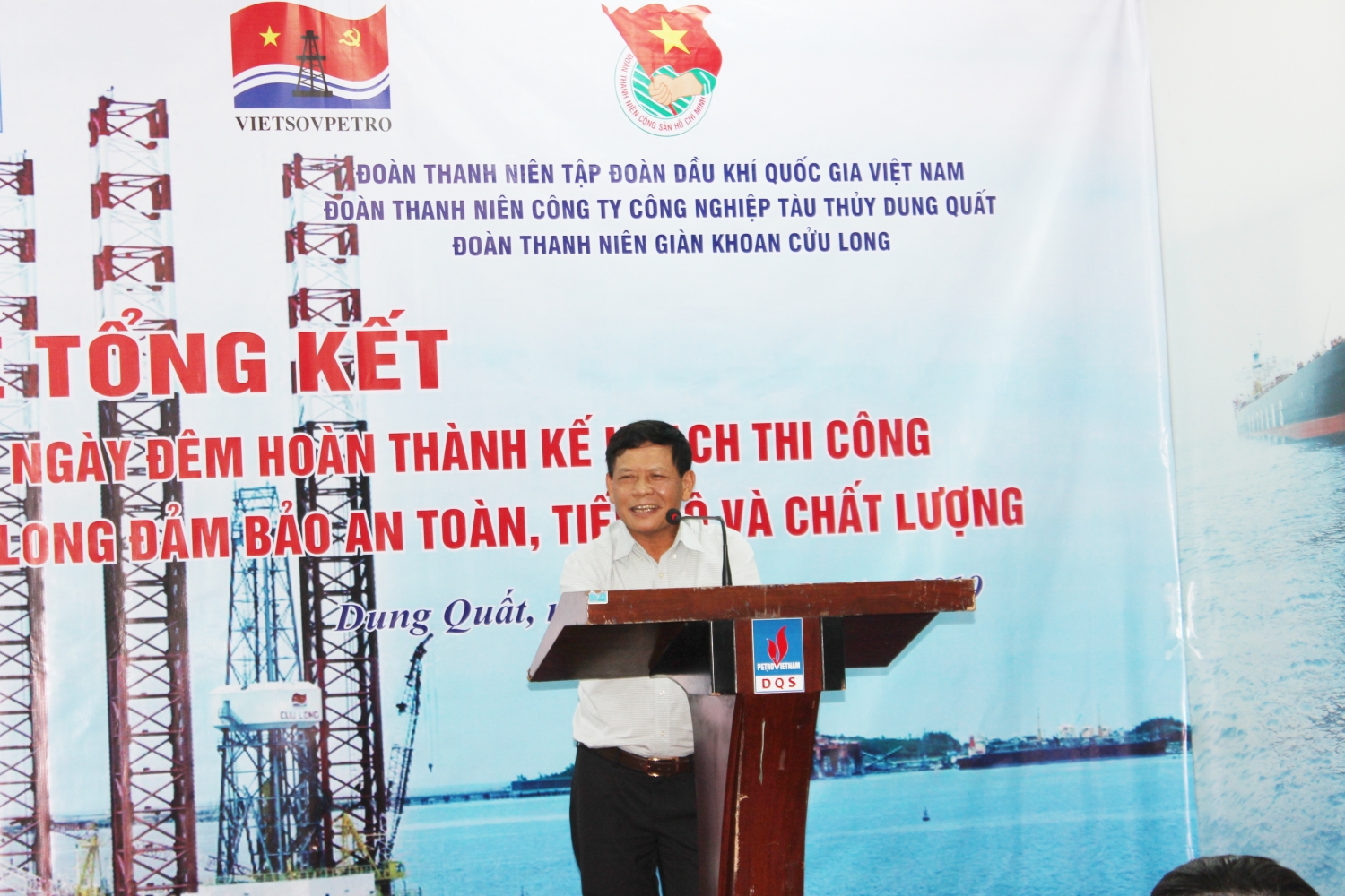 dqs tong ket 60 ngay dem thi dua sua chua gian khoan cuu long