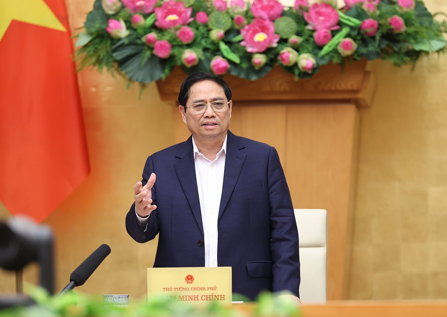 Quản lý hoạt động đi lại của người dân dịp Tết theo đúng quy định, không ngăn sông cấm chợ