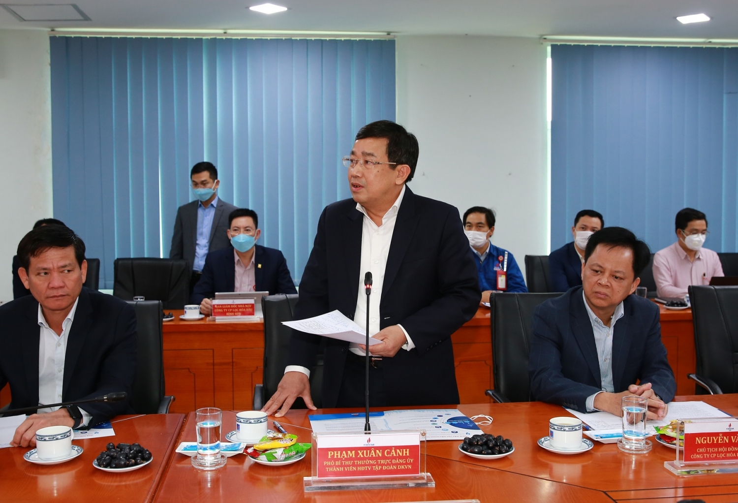 Chủ tịch nước Nguyễn Xuân Phúc thăm và làm việc tại Công ty cổ phần Lọc hóa dầu Bình Sơn