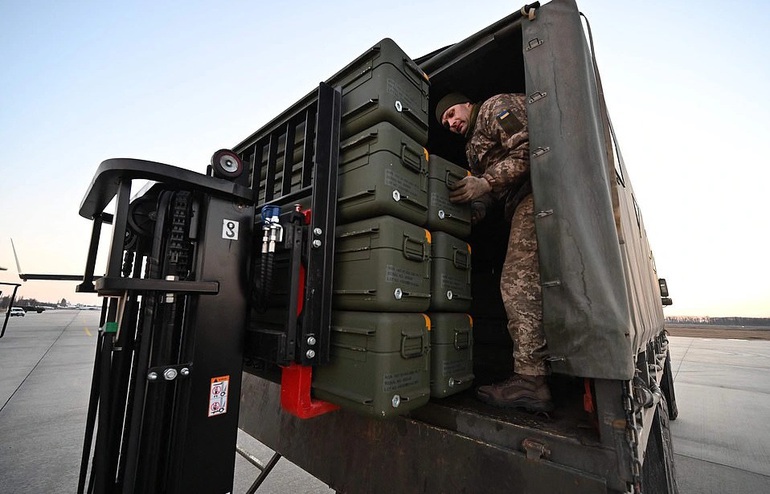 Dàn vũ khí đáng gờm của quân đội Ukraine - 3