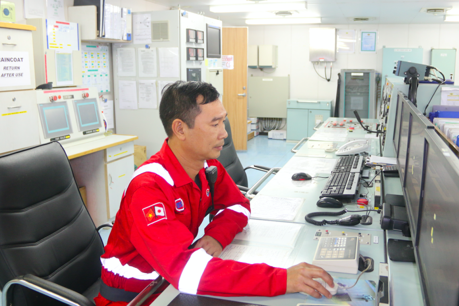 Mỗi giàn khoan trên biển là một cột mốc chủ quyền