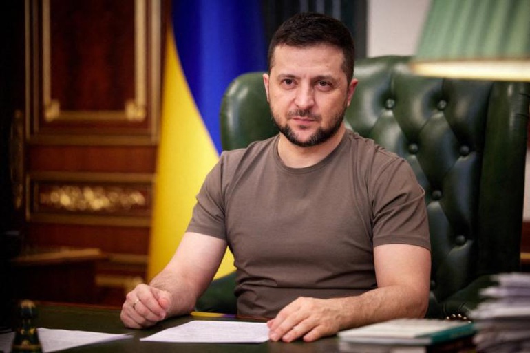 Tổng thống Ukraine sẵn sàng đàm phán về Crimea, Donbass với Tổng thống Nga - 1
