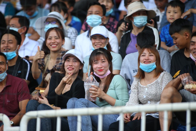 HA Gia Lai 1-0 Hà Nội: Siêu phẩm sút xa của Xuân Trường - 20