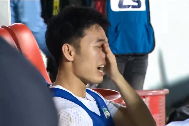 Giọt nước mắt của Xuân Trường và khát khao xưng Vương của HA Gia Lai - 1