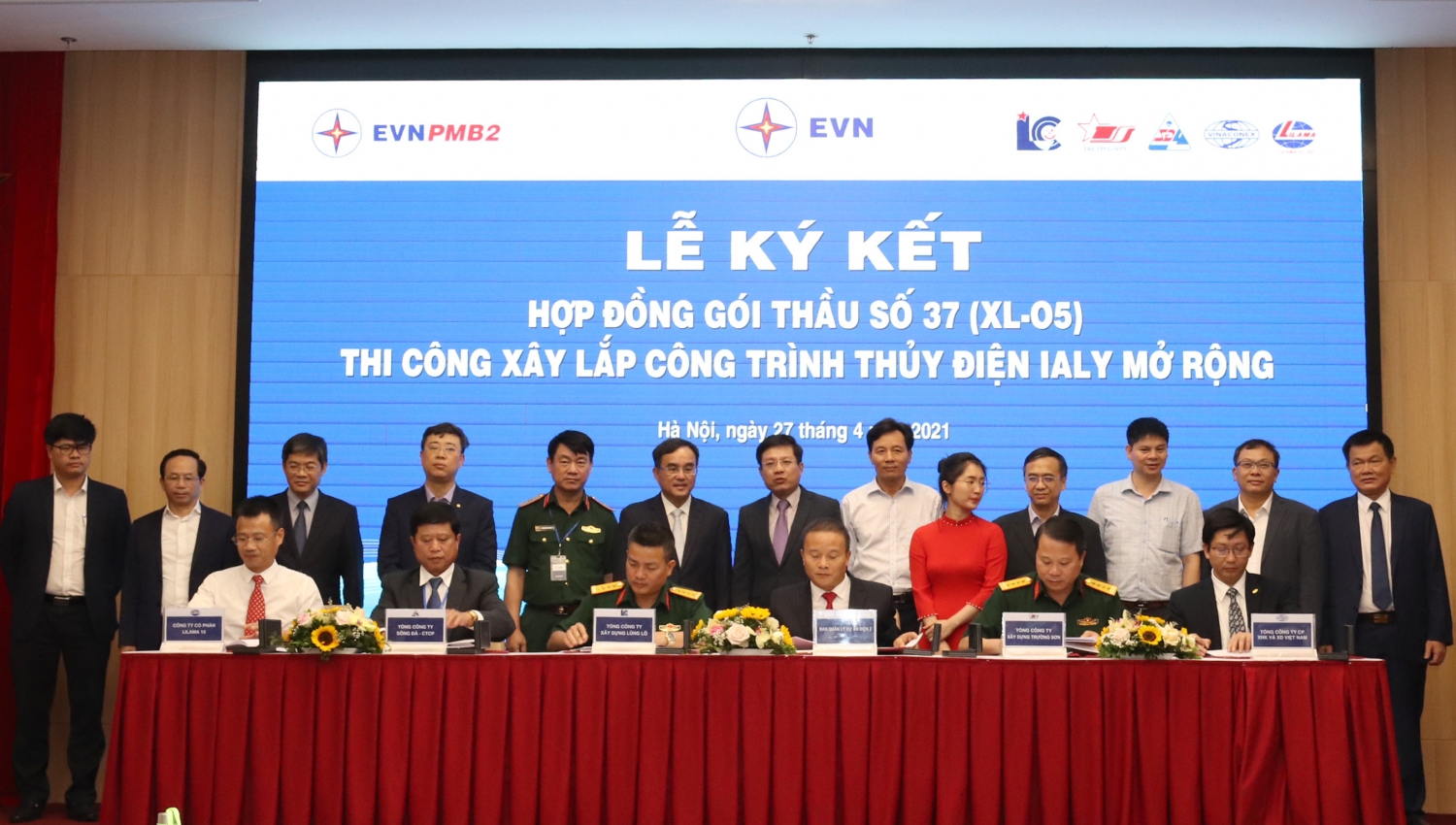 Ký kết gói thầu trị giá 2.365 tỷ đồng thi công xây lắp Dự án Nhà máy thuỷ điện Ialy mở rộng