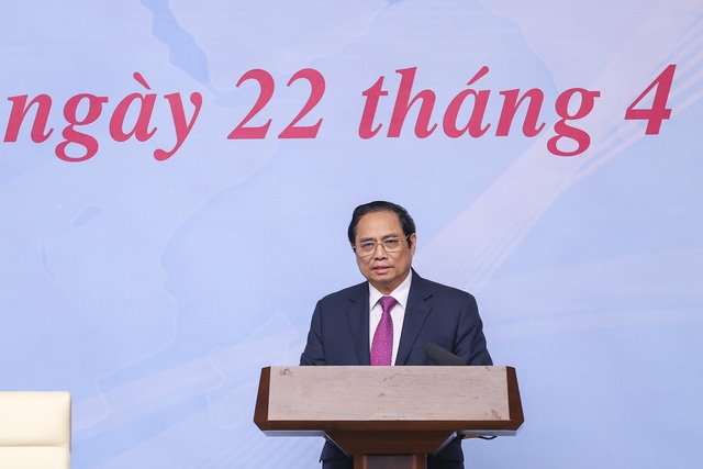 Thủ tướng: Xử lý nghiêm các sai phạm để bảo vệ các nhà đầu tư, doanh nghiệp chân chính