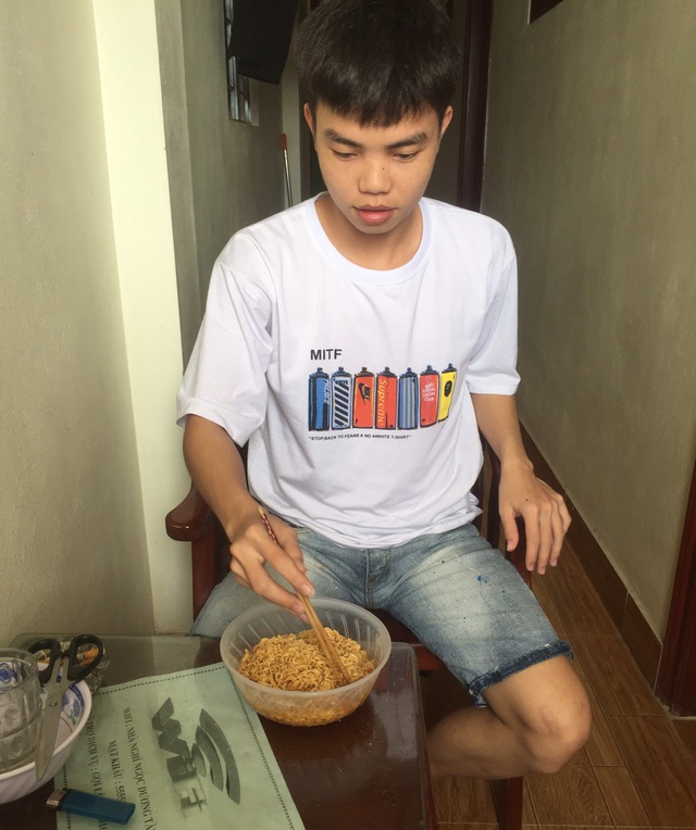Chuyện của các công nhân đang mắc kẹt trong chảo lửa Covid-19 Bắc Giang - 2