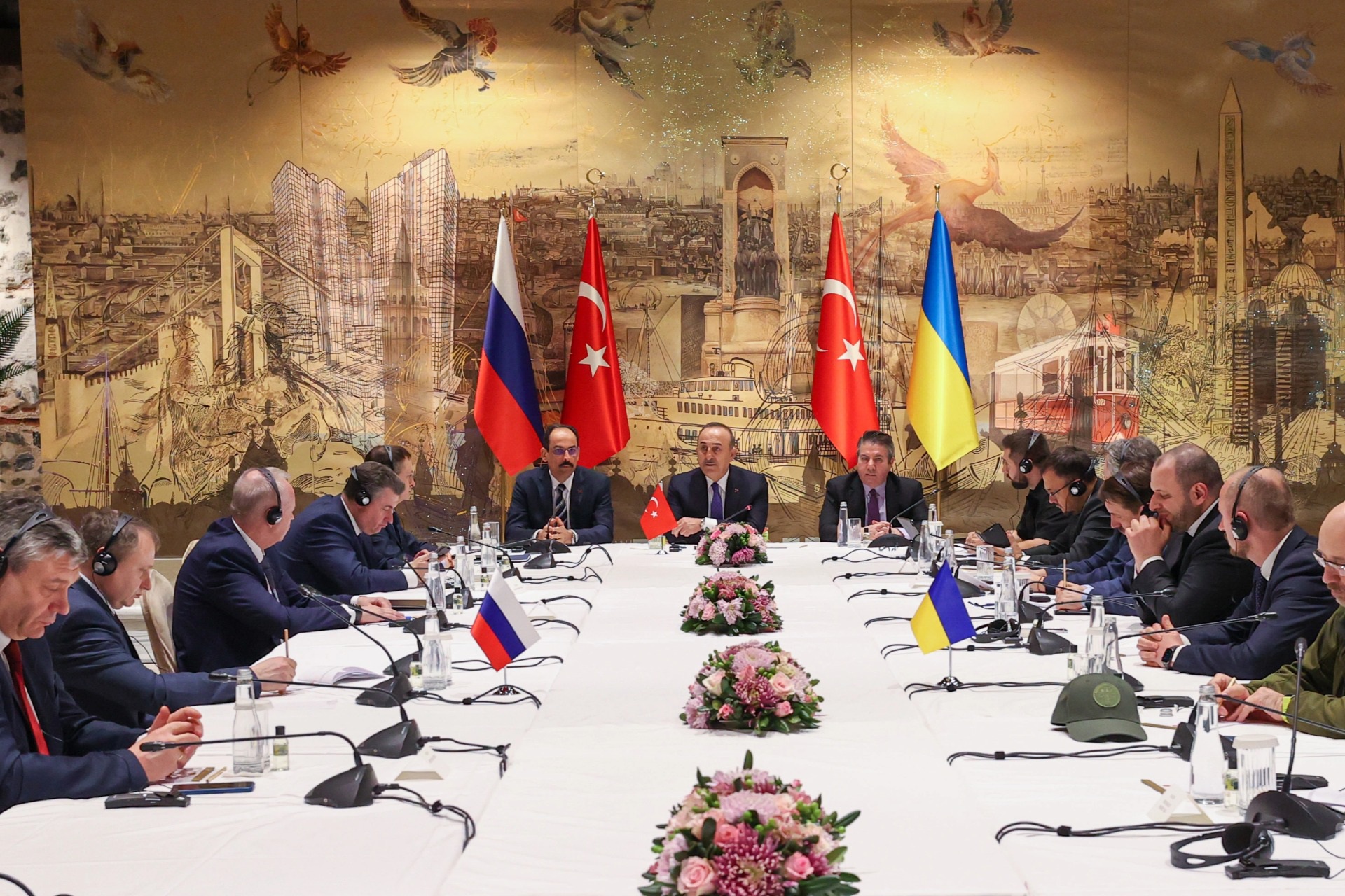 Lối thoát nào cho vòng xoáy xung đột Nga - Ukraine? - 3