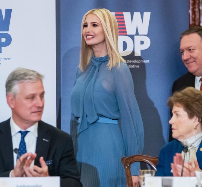 Phong thái và gu thời trang đẳng cấp của Ivanka Trump - 12
