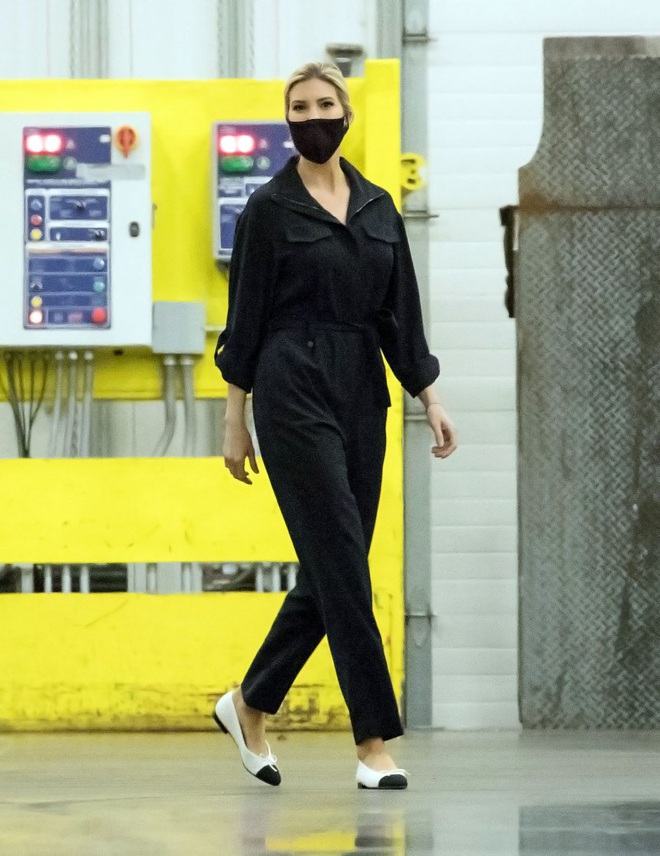 Phong thái và gu thời trang đẳng cấp của Ivanka Trump - 3
