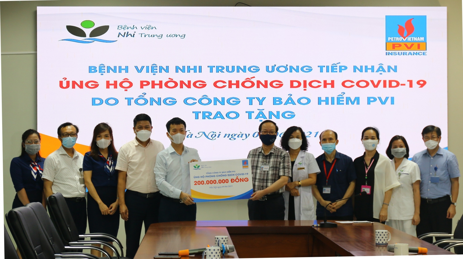 Bảo hiểm PVI ủng hộ chương trình phòng chống Covid-19 tại các bệnh viện và địa phương
