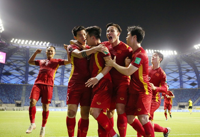 Giấc mơ World Cup: Đội tuyển Việt Nam và bài học từ Thái Lan - 3