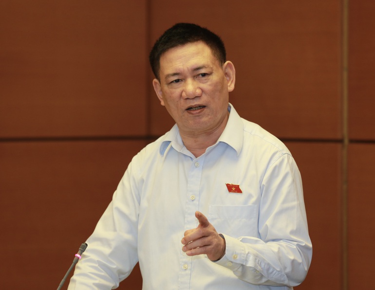 Giá xăng quá nóng, Bộ trưởng Tài chính nói gì về loạt đề nghị hạ thuế? - 1 Giá xăng quá nóng, Bộ trưởng Tài chính nói gì về loạt đề nghị hạ thuế? - 1