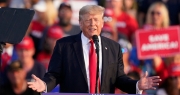 Ông Trump bất ngờ 