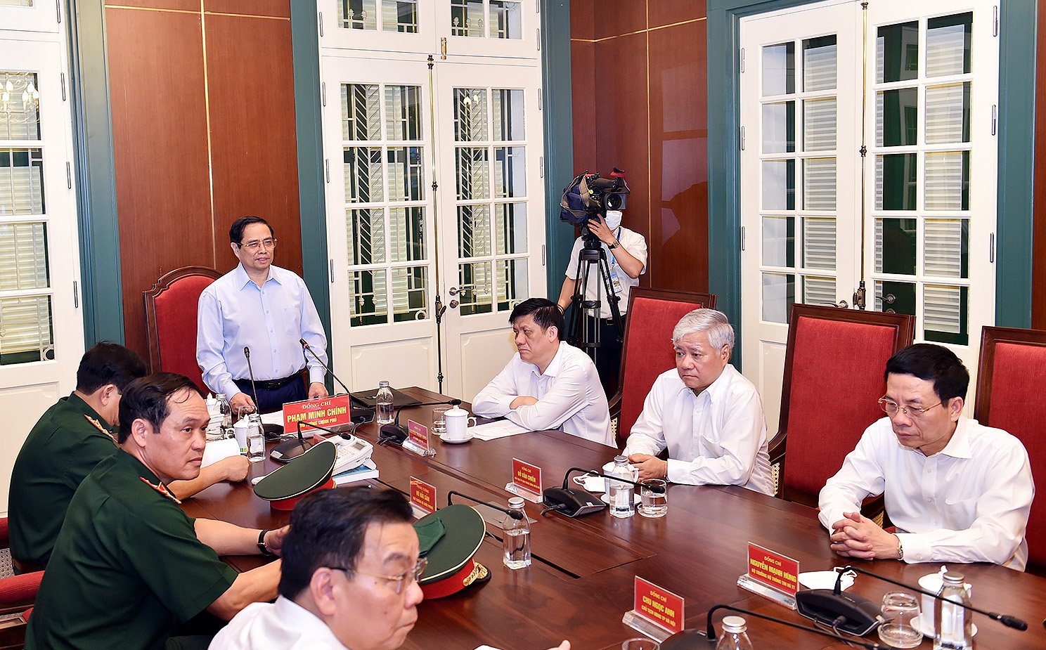 Thủ tướng: Vắc-xin được coi là biện pháp hữu hiệu nhất để phòng chống đại dịch Covid-19