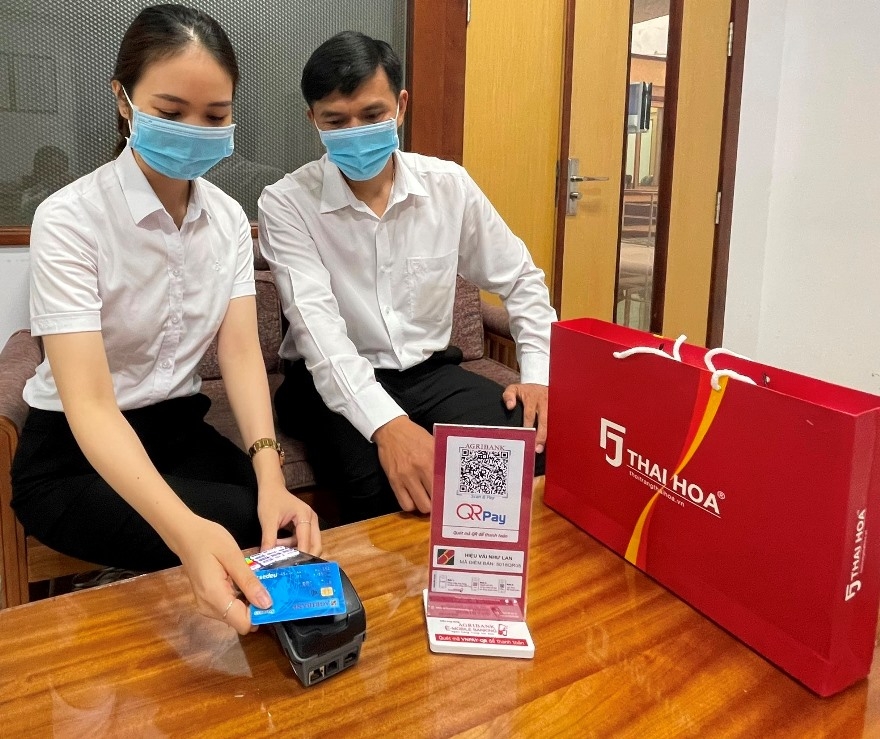 Agribank thúc đẩy thanh toán không dùng tiền mặt trong bối cảnh dịch Covid-19