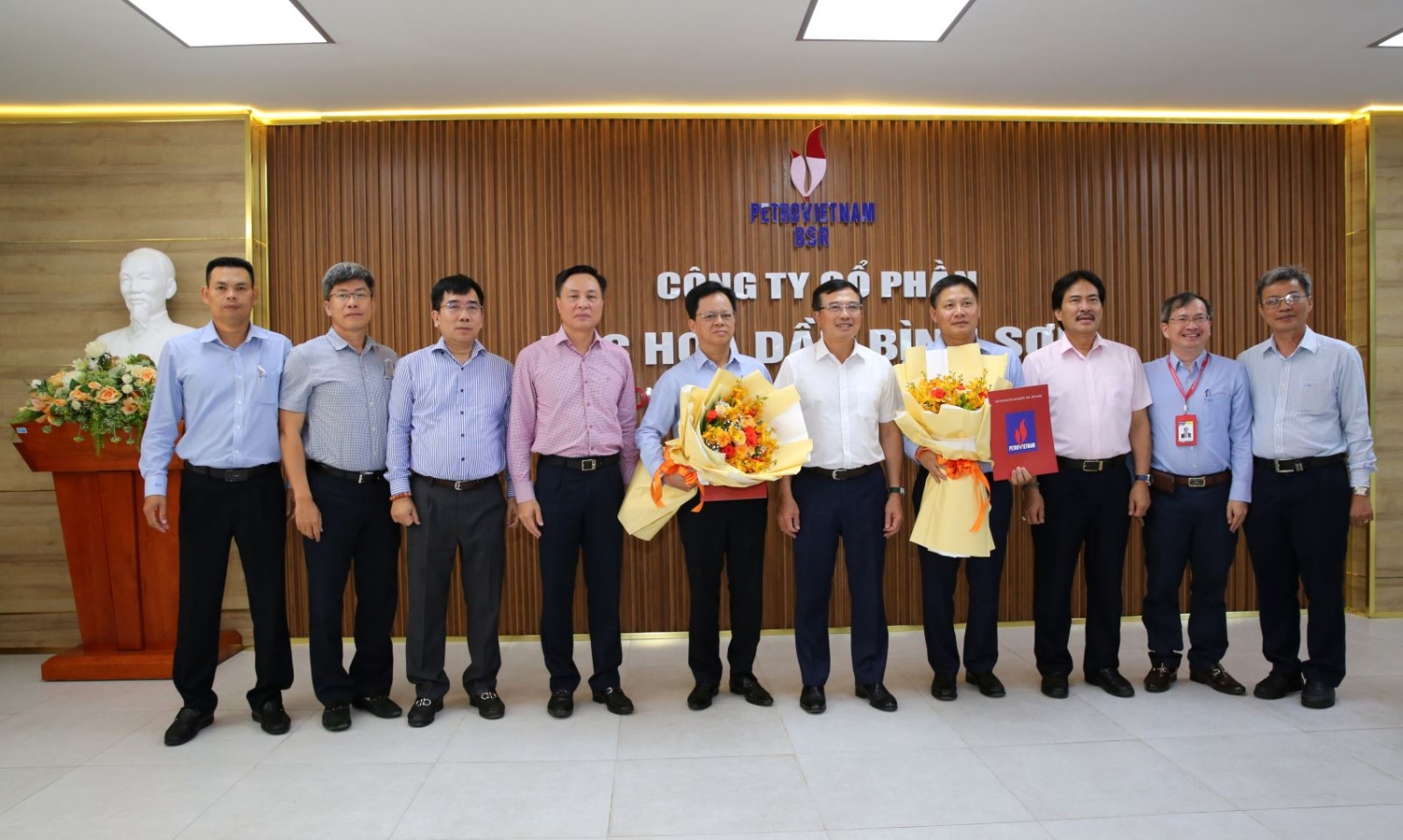 Trao quyết định chuẩn y Bí thư, Phó Bí thư Đảng ủy Công ty BSR